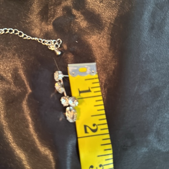 And Lovely Big Rhinestone Statement Necklace & Earring Set - Picture 9 of 13